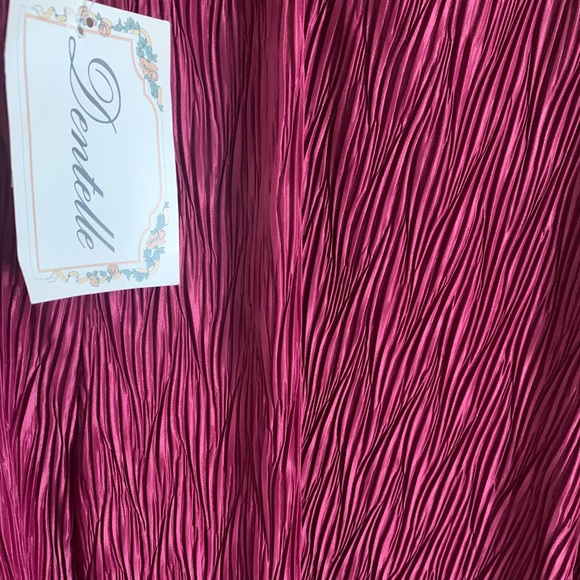 *Vintage NWT - Deadstock Slip Dress* - Picture 4 of 7